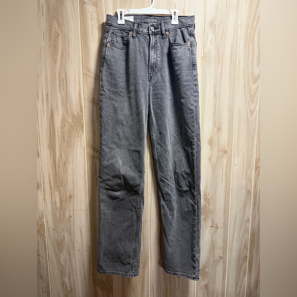 GAP Women’s Straight-Leg Gray Jeans, Tall